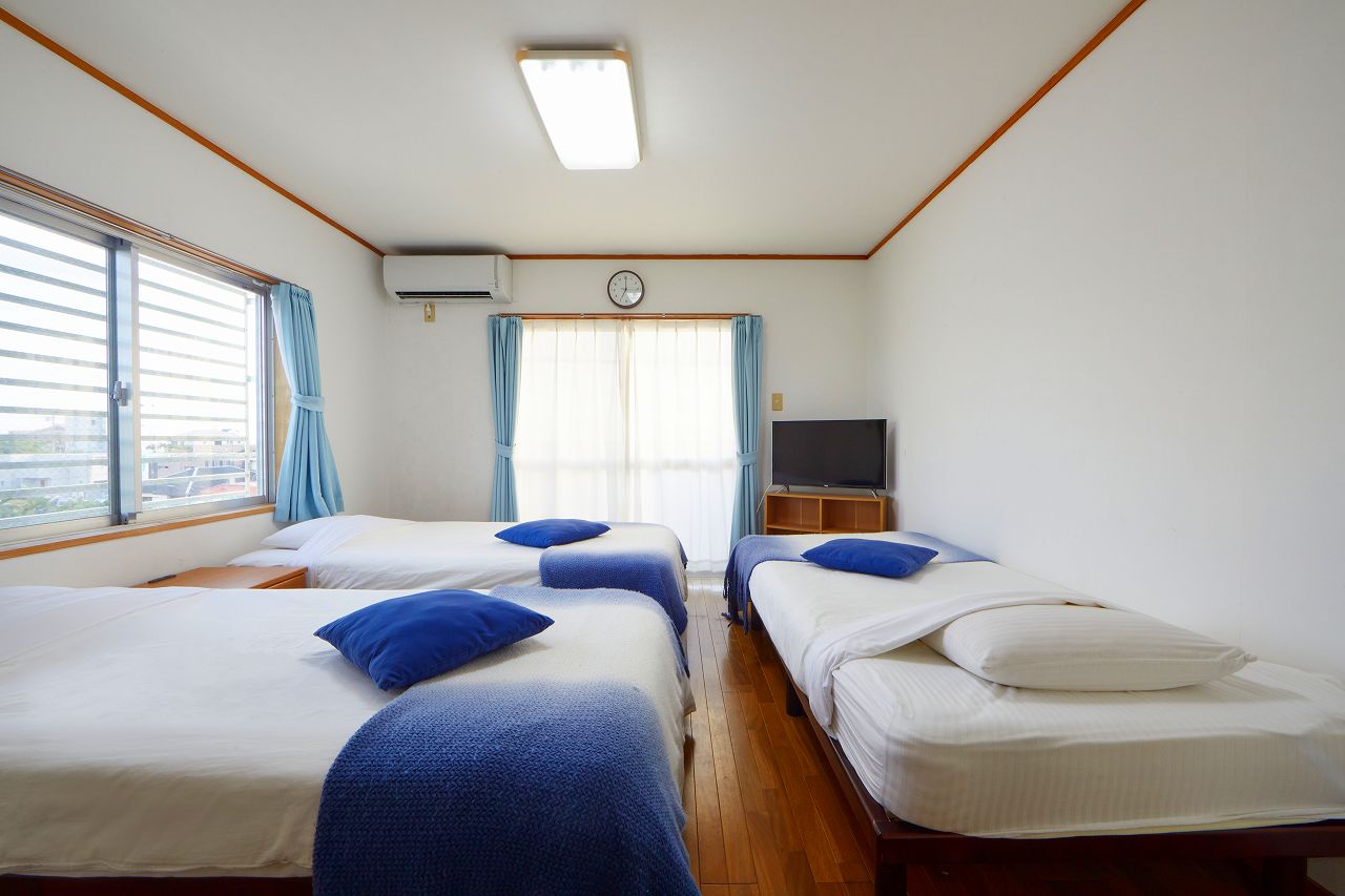 Okinawa YOMITAN-SON NAKAGAMI-GUN HostelEntire building for sale Okinawa YOMITAN-SON NAKAGAMI-GUN HostelEntire building for sale