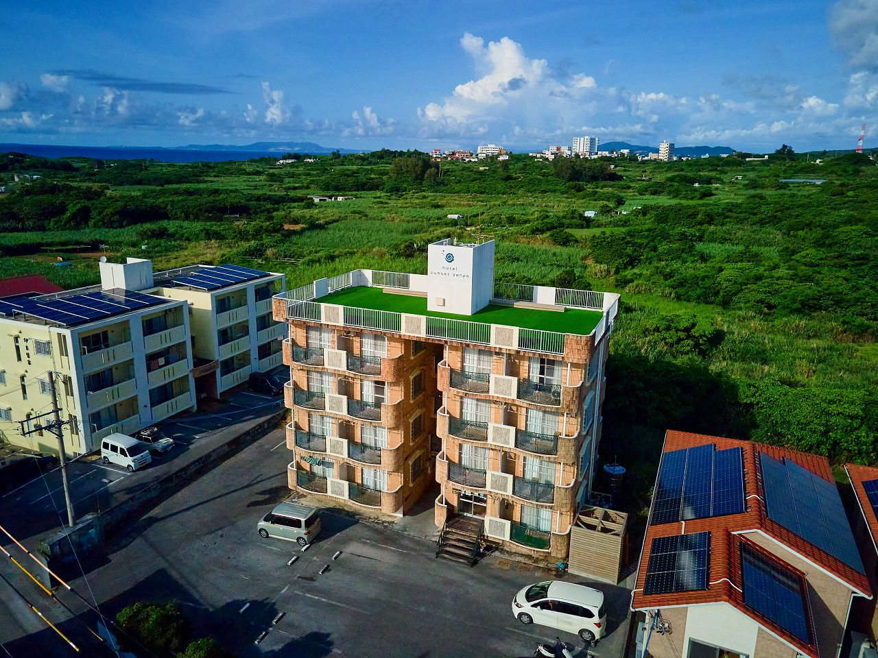 Okinawa YOMITAN-SON NAKAGAMI-GUN HostelEntire building for sale Okinawa YOMITAN-SON NAKAGAMI-GUN HostelEntire building for sale